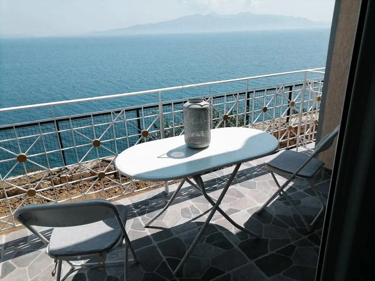Vila Shakaj Sarandë 乡村民宿